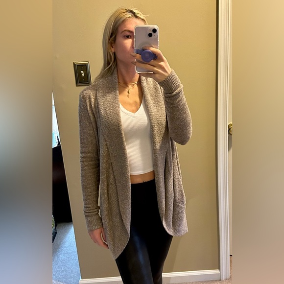 Barefoot Dreams Sweaters - Barefoot Dreams CozyChic Lite Circle Cardigan in Heather Cocoa/Pearl (Rare)